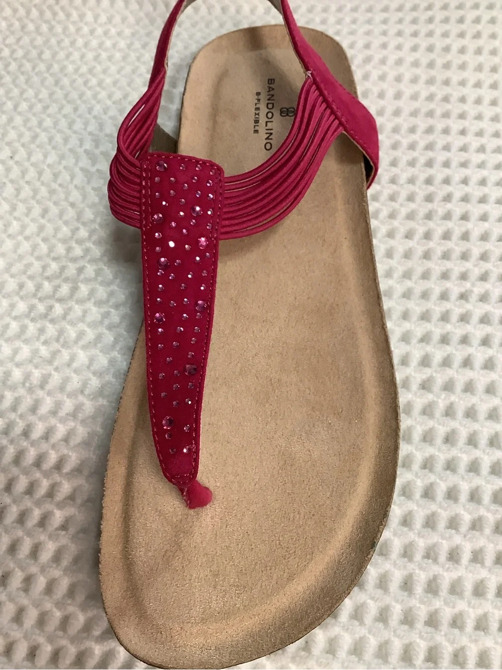 Bandolino Fuchsia Sandals Rhinestone Thong Slingback Flat Size 8.5